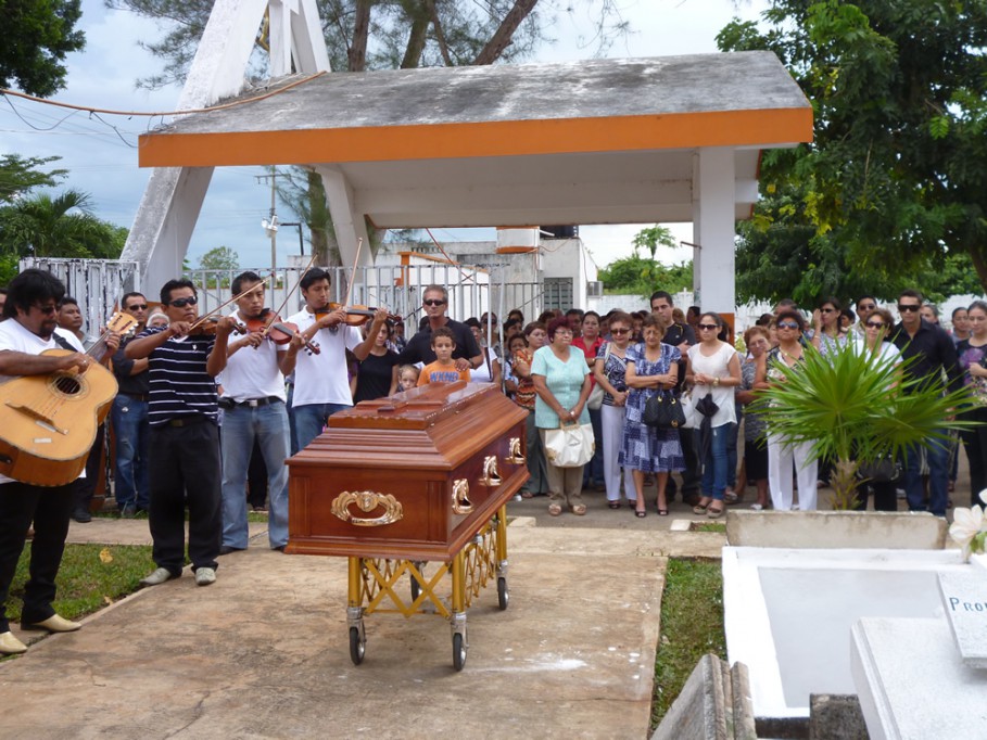 Tizimín: Fallece Jorge Metri Couoh, ex presidente municipal.\r\n Tizimín: Fallece Jorge Metri Couoh, ex presidente municipal.\r\n