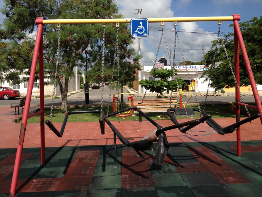 Parque de Lindavista II deteriorado Parque de Lindavista II deteriorado