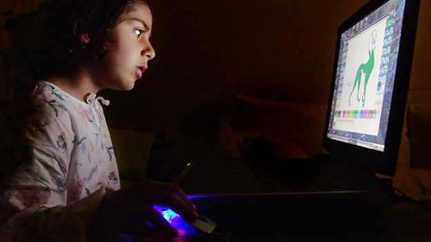 Ciberbullying, un motivo más para vigilar lo que los niños hacen en internet. Ciberbullying, un motivo más para vigilar lo que los niños hacen en internet.