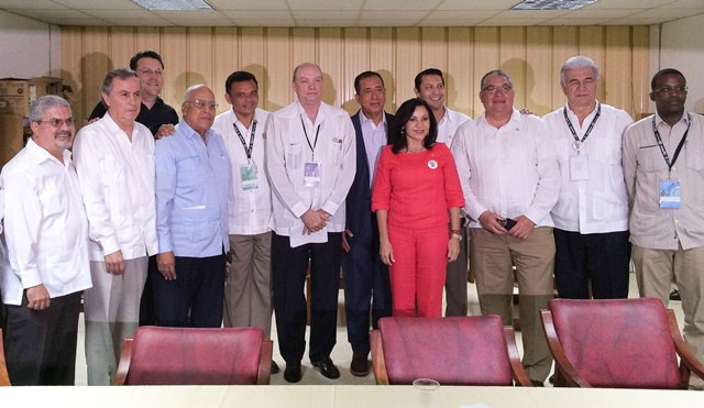 Inaugura Gobernador el Pabellón de México en Feria Internacional de La Habana Inaugura Gobernador el Pabellón de México en Feria Internacional de La Habana