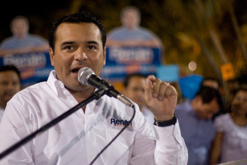 Renán constata abandono de vehículos de Servicios Públicos Municipales\r\n Renán constata abandono de vehículos de Servicios Públicos Municipales\r\n