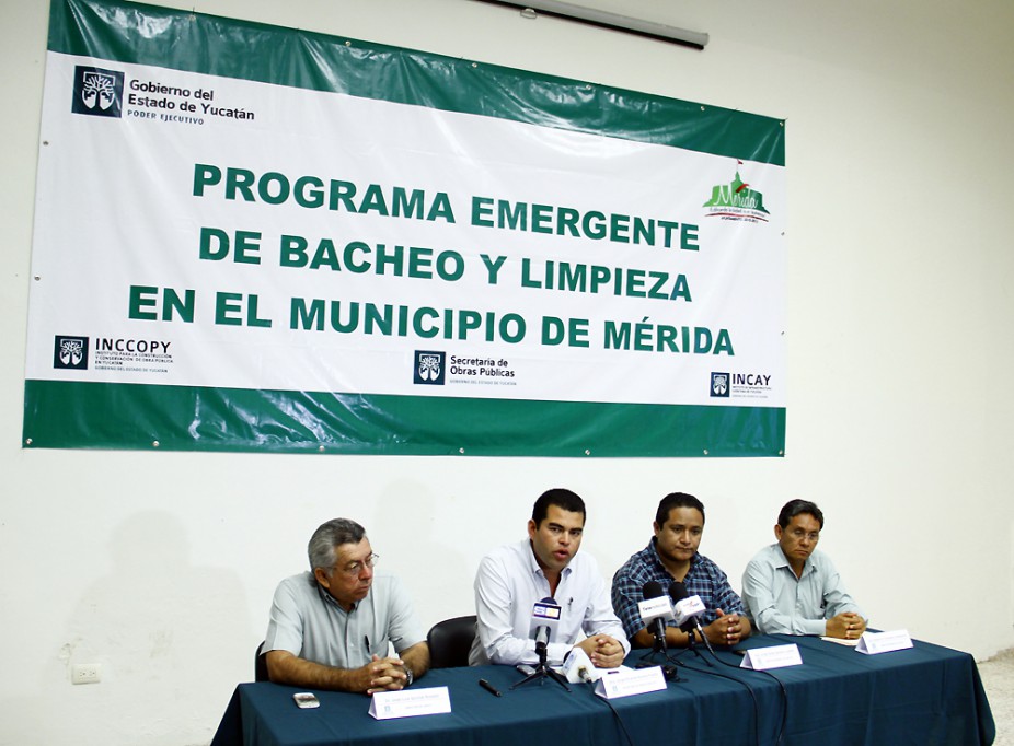 Reportan 171 kilómetros de calles bacheados en Mérida Reportan 171 kilómetros de calles bacheados en Mérida
