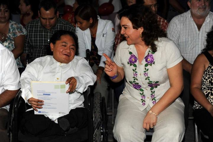 Entrega gobernadora obras sociales por 8.1 mdp Entrega gobernadora obras sociales por 8.1 mdp