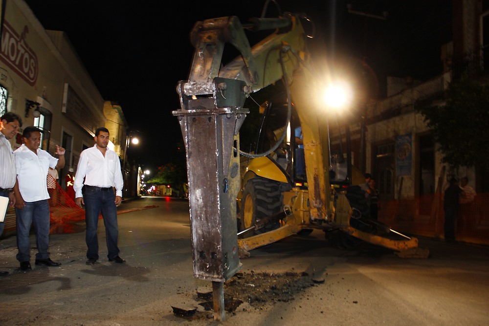 70 % de avance en trabajos de limpieza y bacheo de Mérida 70 % de avance en trabajos de limpieza y bacheo de Mérida