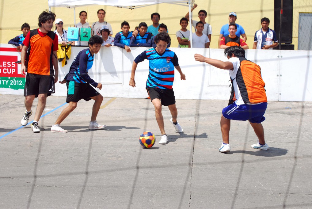 Jóvenes deportistas jugarán futbol en Monterrey Jóvenes deportistas jugarán futbol en Monterrey