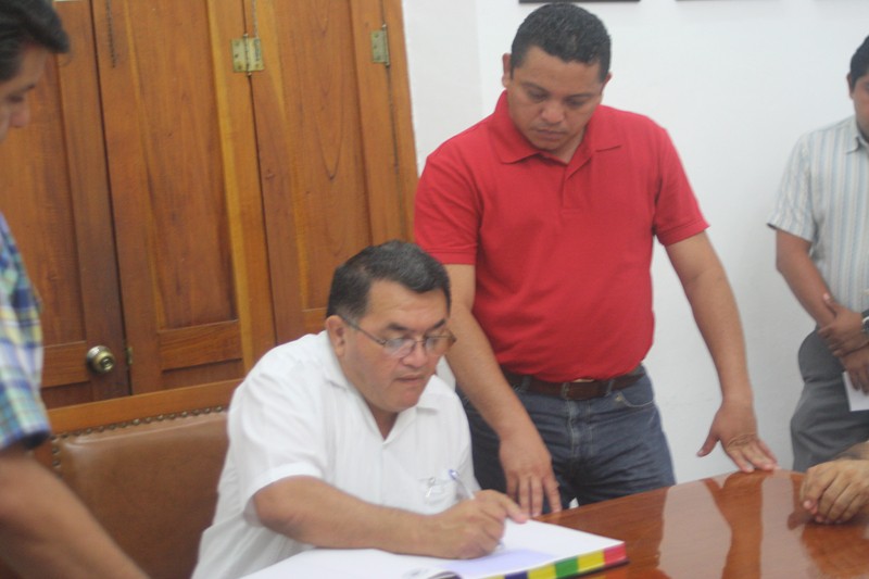 Progreso: Ayuntamiento de Progreso dona terrenos para la construcción de iglesias Progreso: Ayuntamiento de Progreso dona terrenos para la construcción de iglesias