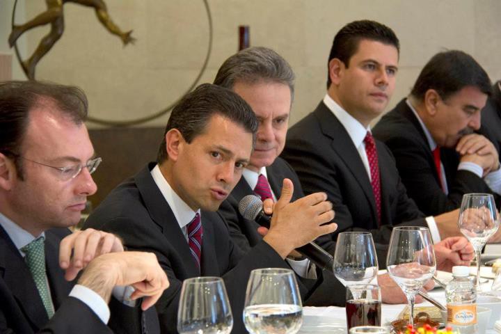 EPN se reúne con senadores y diputados electos del PRI EPN se reúne con senadores y diputados electos del PRI