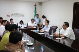 Comparecen 3 consejeros del Ipepac ante diputados Comparecen 3 consejeros del Ipepac ante diputados