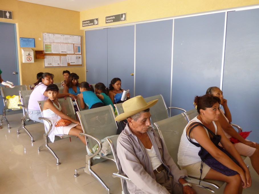 Tizimín: Siguen las faltas de servicios en el Hospital San Carlos.\r\n Tizimín: Siguen las faltas de servicios en el Hospital San Carlos.\r\n