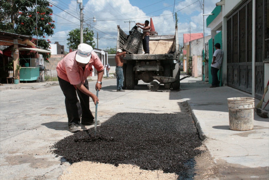 Valladolid: Trabajos de bacheo ante la demanda de la ciudadanía. Valladolid: Trabajos de bacheo ante la demanda de la ciudadanía.